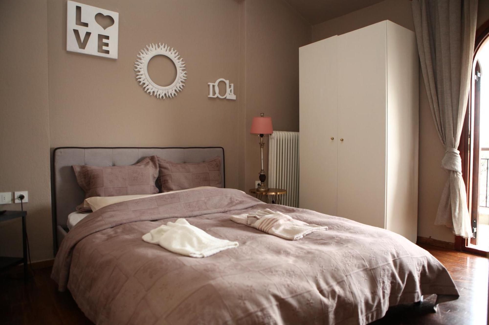 Romilias Apartment Chrysoupolis Bagian luar foto