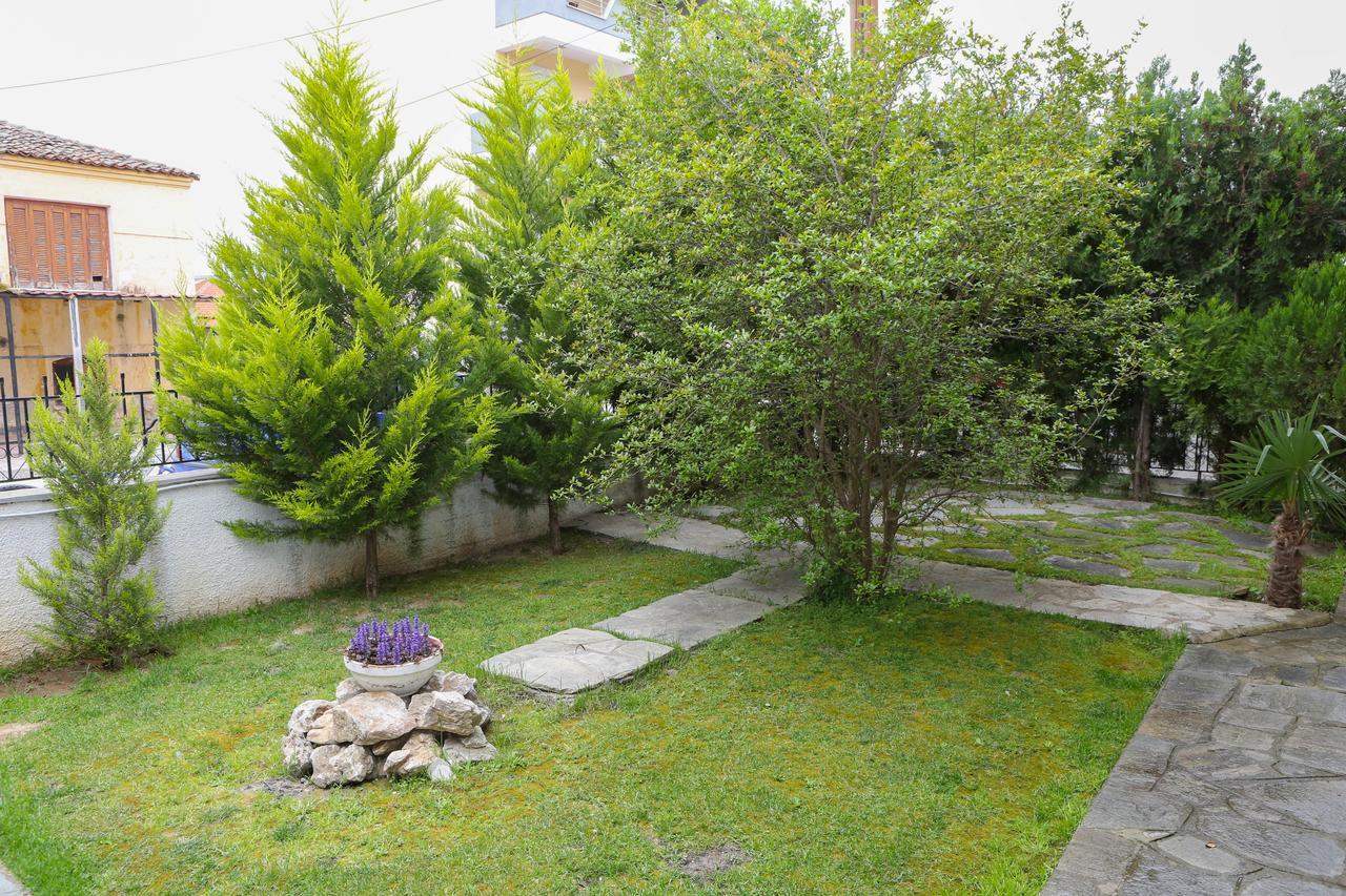 Romilias Apartment Chrysoupolis Bagian luar foto